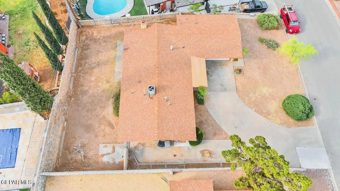 Photo of 4208 HAMPSHIRE Lane