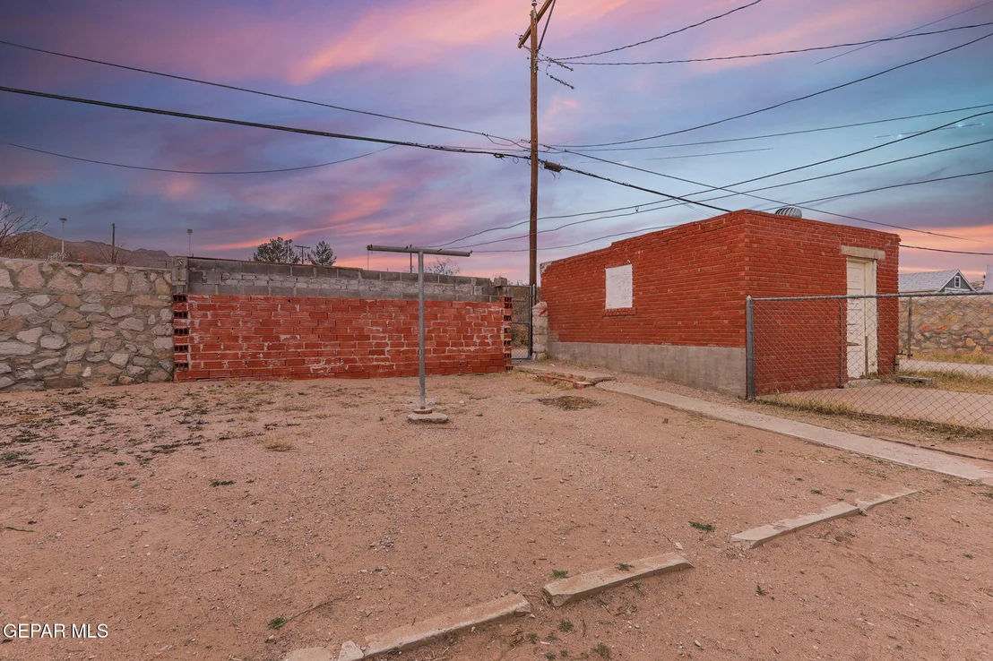 Photo of 1955 HAPPER Street