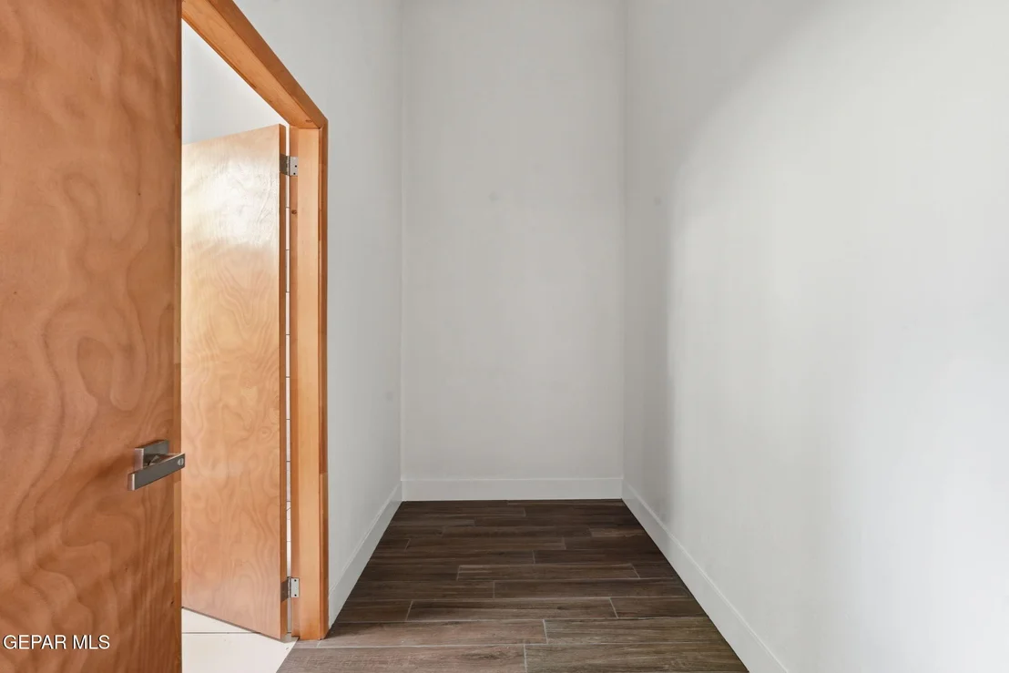 Photo of 115 BIRD Avenue