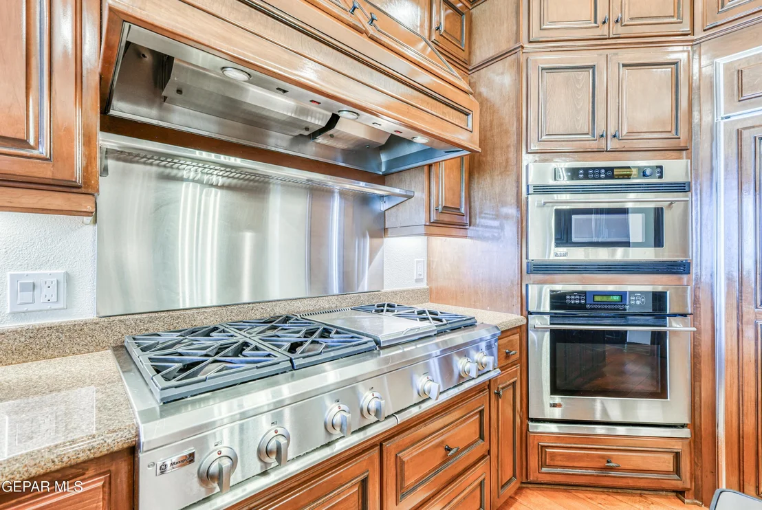 Photo of 6309 VIA SERENA Drive