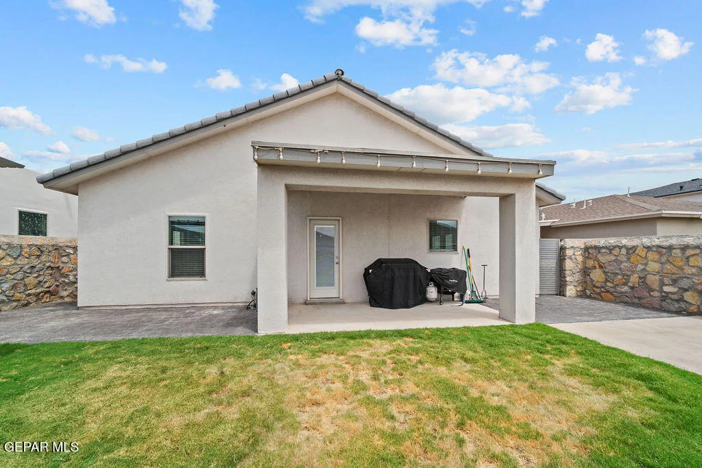 Photo of 5944 HIDDEN ARBOR Drive