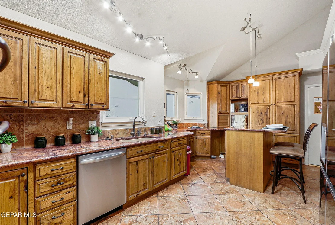 Photo of 6092 LOS SIGLOS Drive
