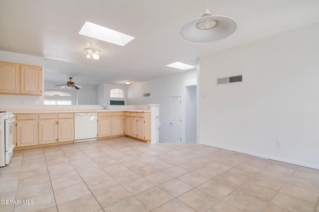 Photo of 1416 BEETHOVEN Place
