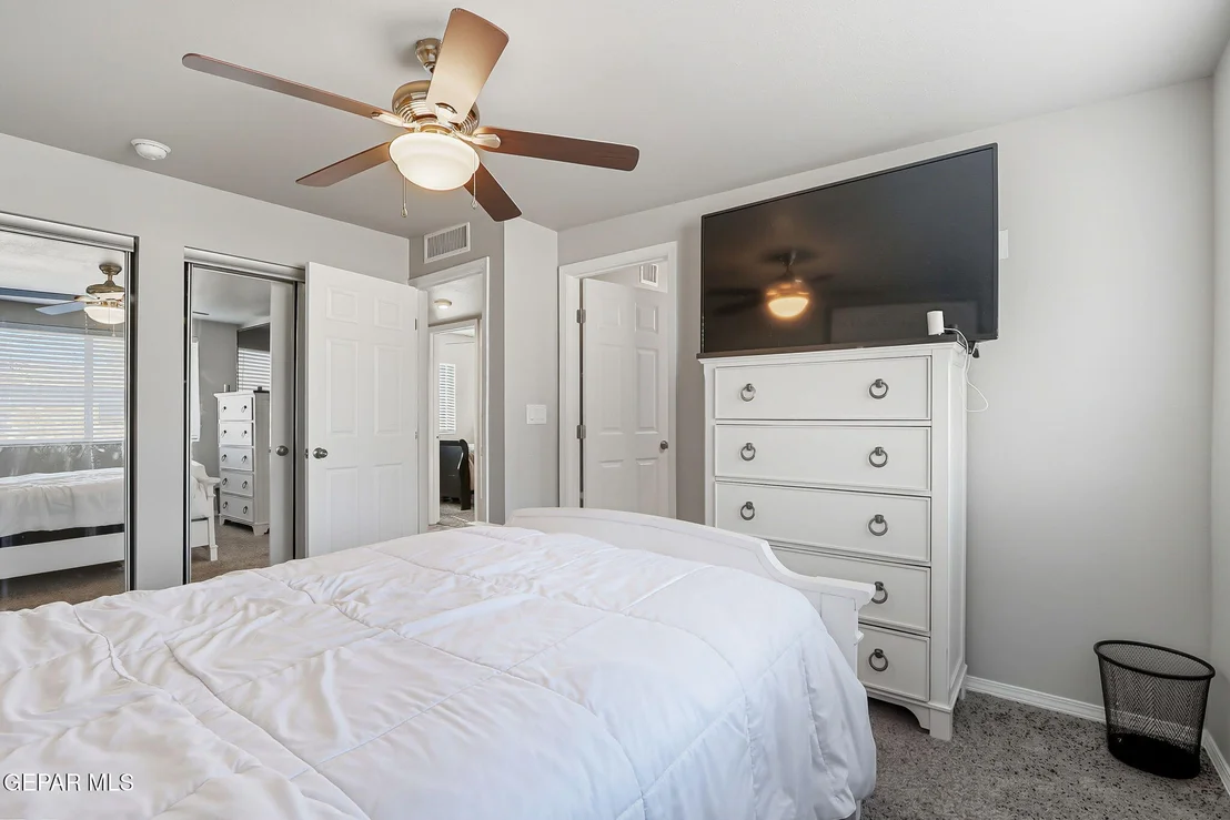Photo of 4113 ROXBURY Drive