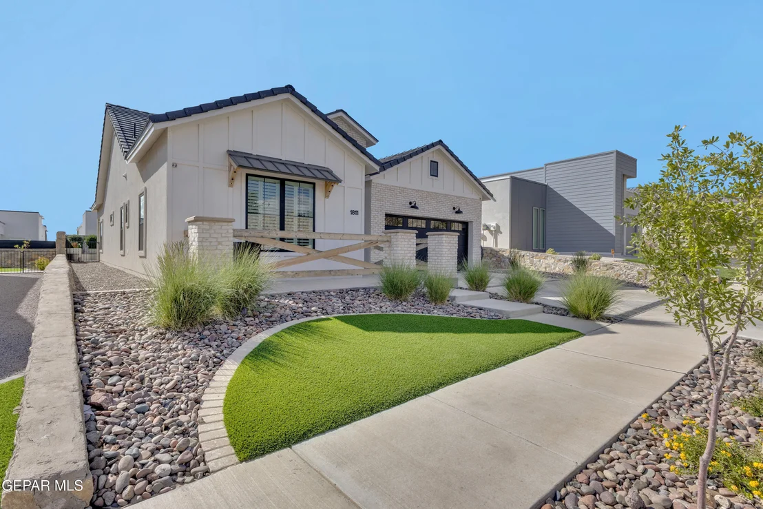 Photo of 1811 Cimarron Park Drive