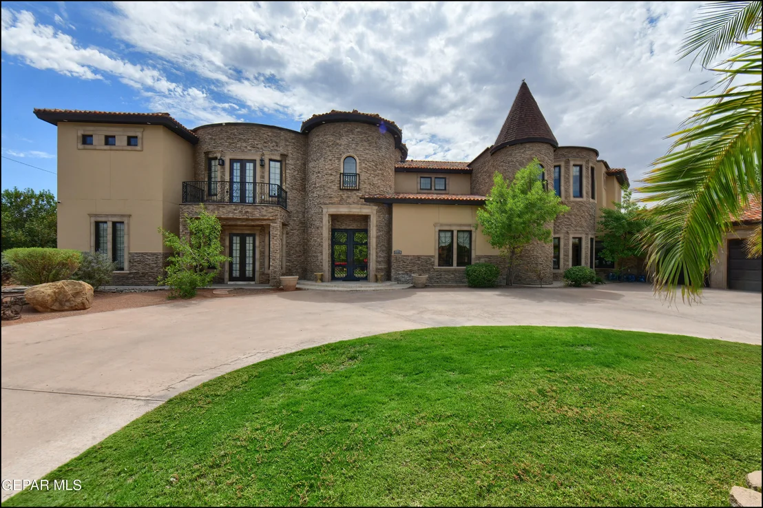 Photo of 4006 ROADSIDE Court