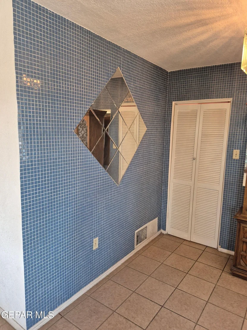 Photo of 7421 alpine Drive
