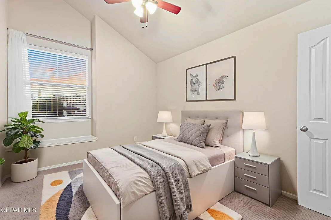 Photo of 6628 Parque del Sol Drive