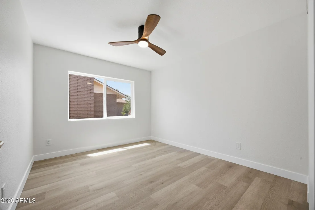 Photo of 4605 W ECHO Lane