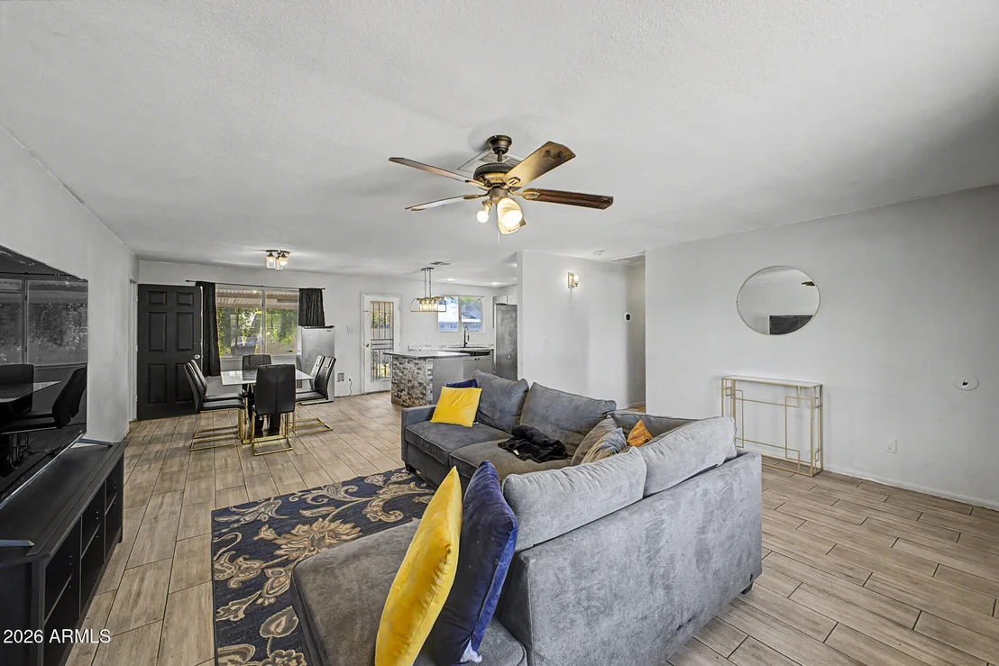 Photo of 4727 W OSBORN Road