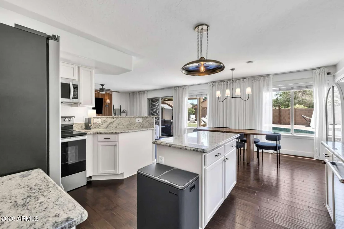 Photo of 1371 E JASPER Drive