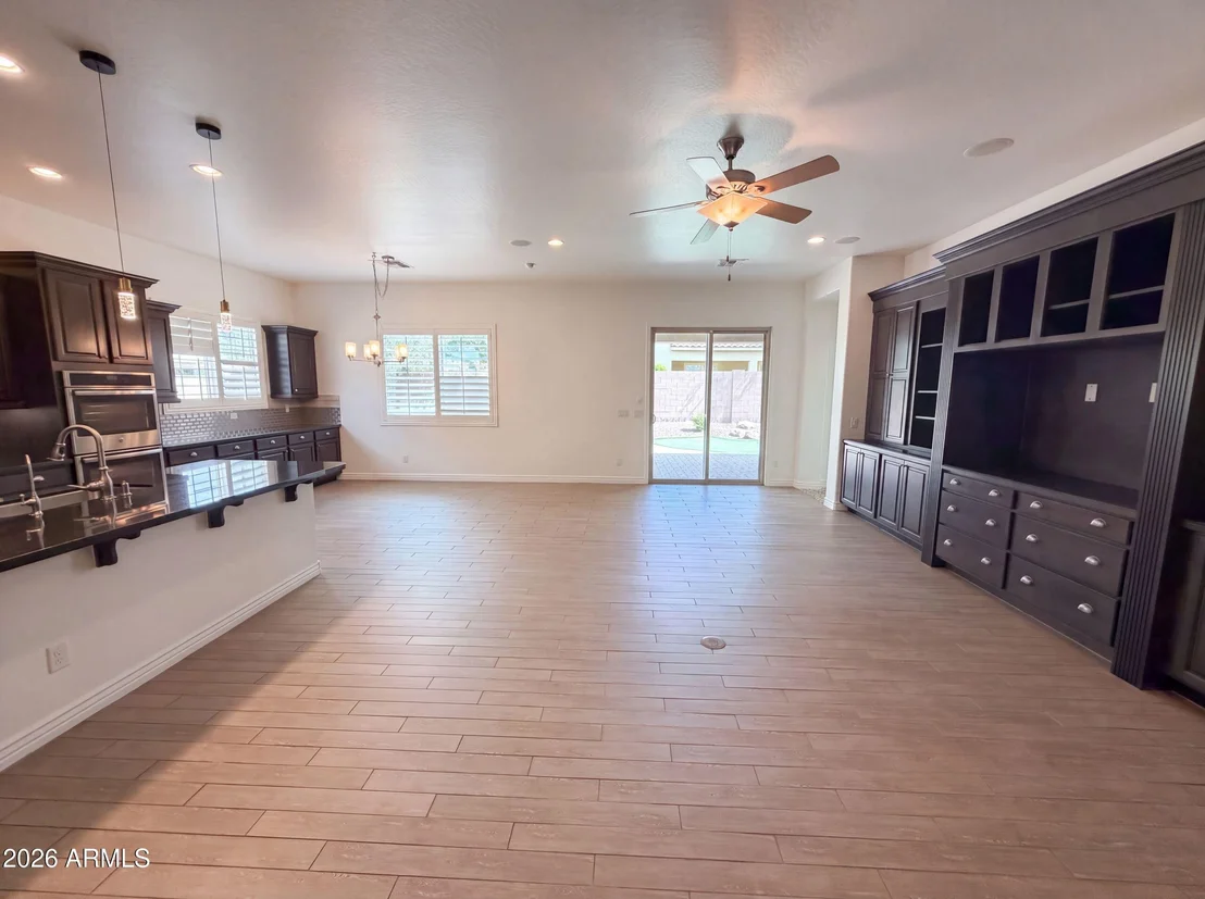 Photo of 7420 W CRABAPPLE Drive