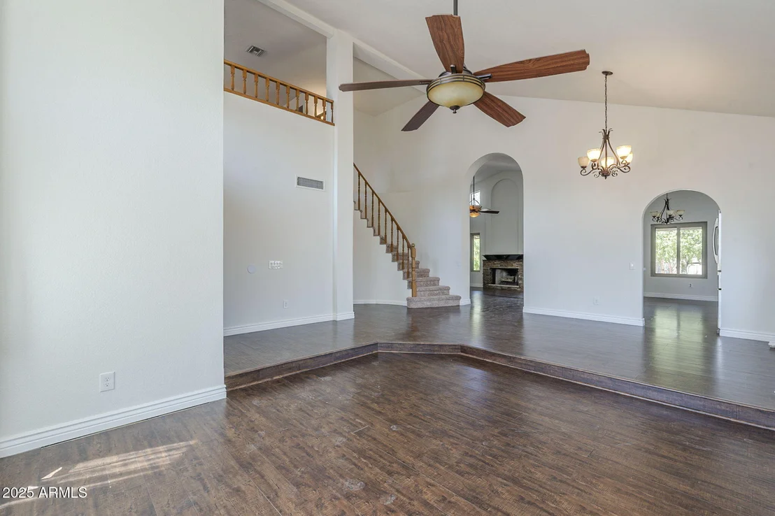 Photo of 15828 N 10TH Place