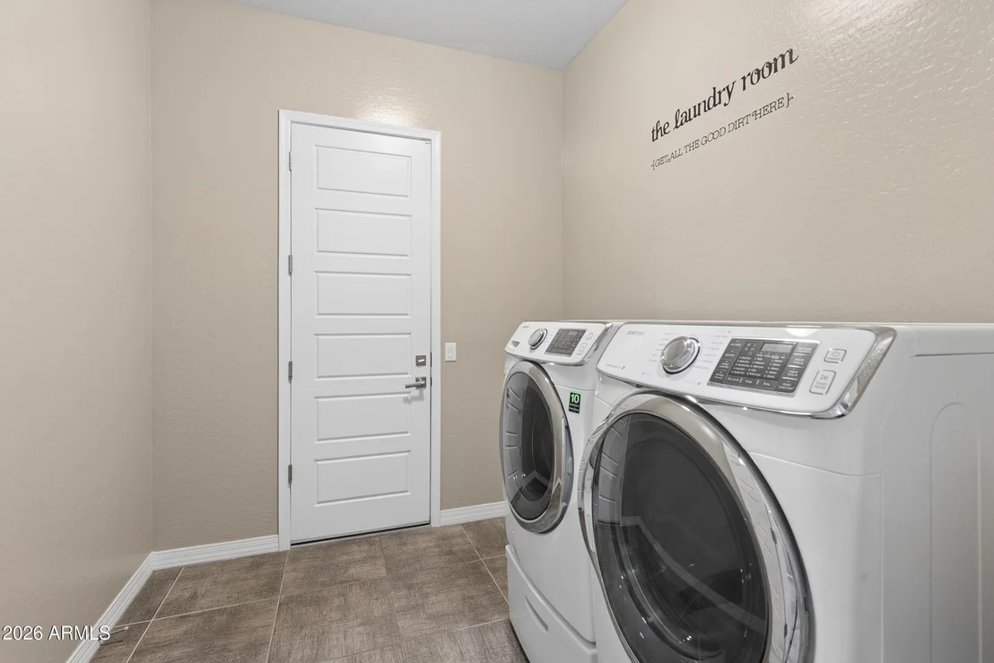 Photo of 3325 E Coconino Drive