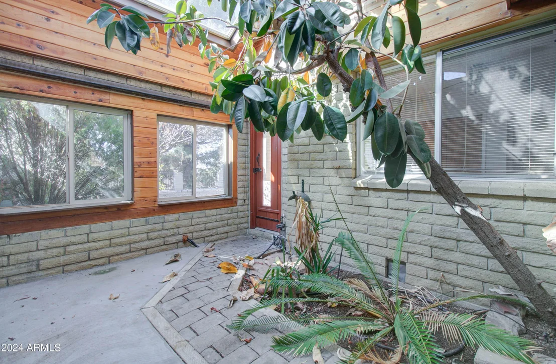 Photo of 295 E HUNTER Drive