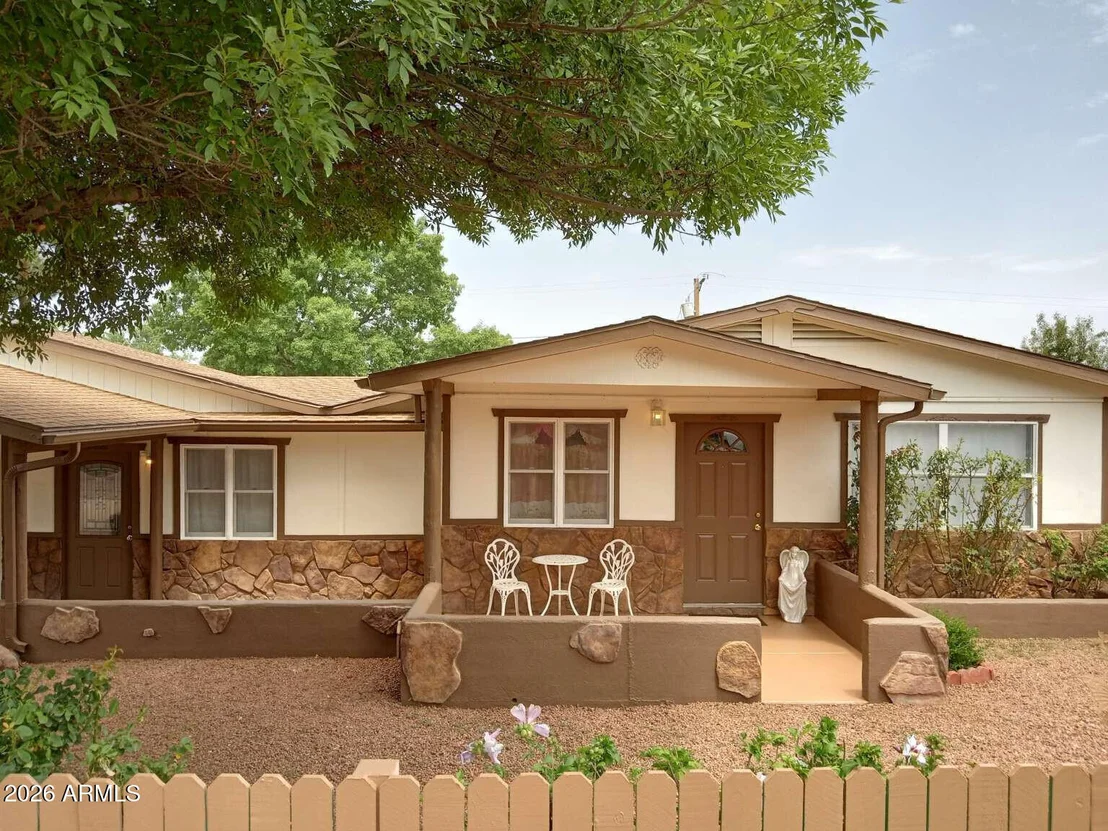 Photo of 300 E PHOENIX Street