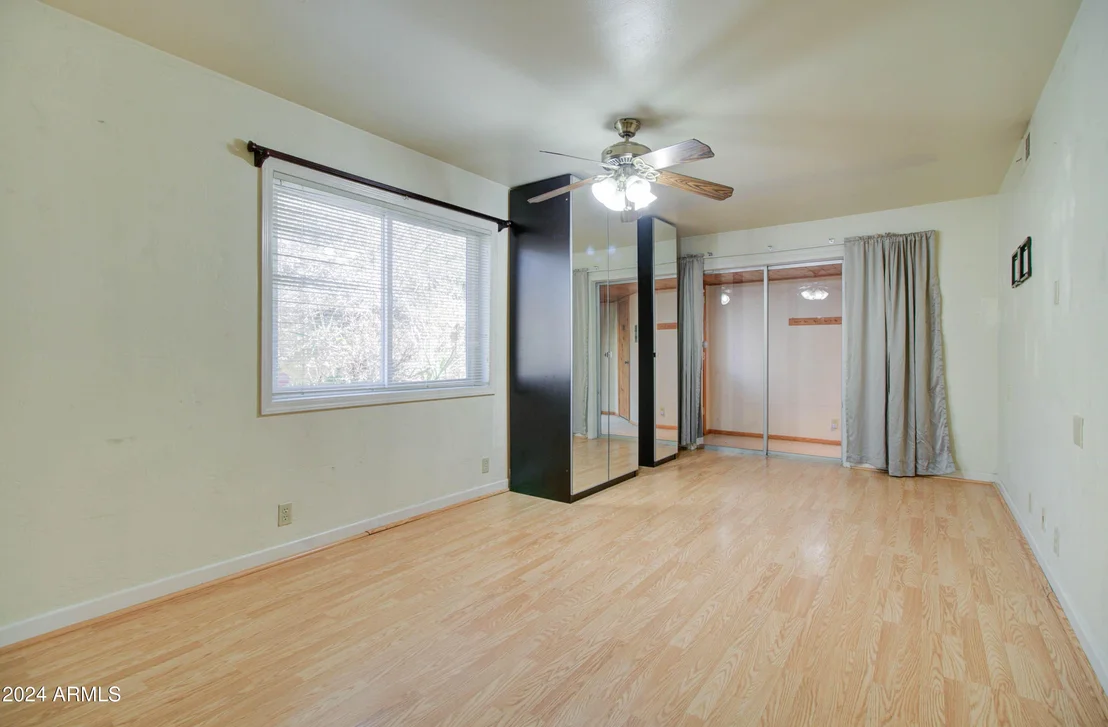 Photo of 295 E HUNTER Drive