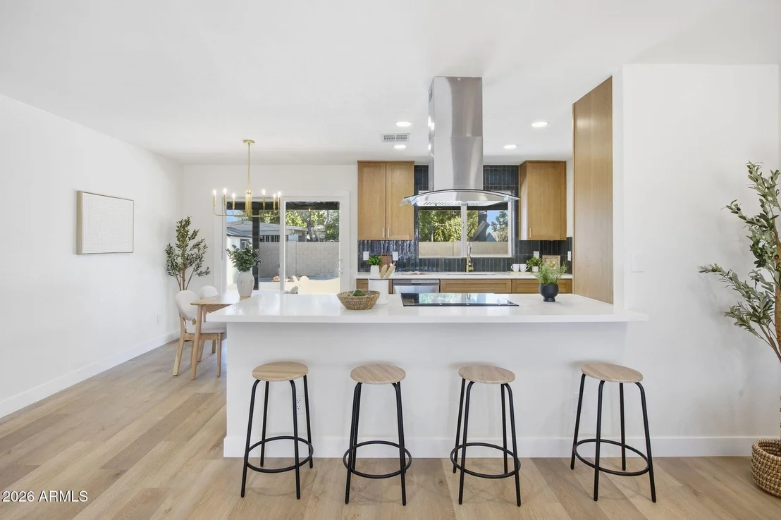 Photo of 1215 W WESCOTT Drive