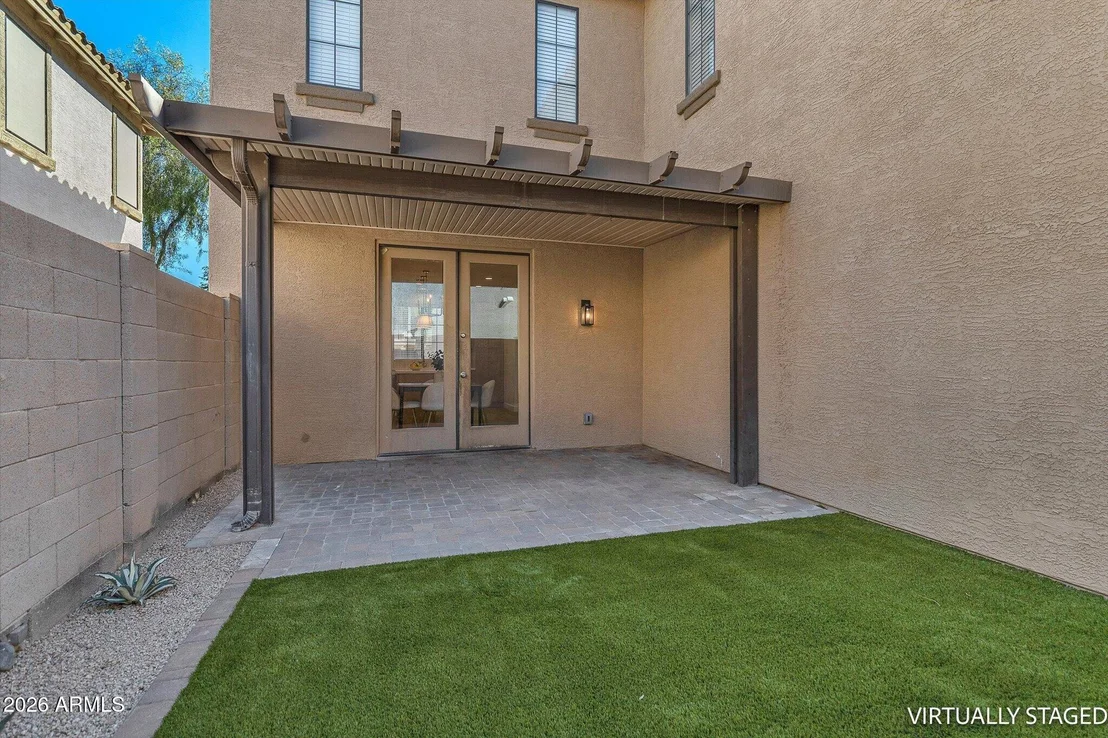 Photo of 2414 W JAKE Haven