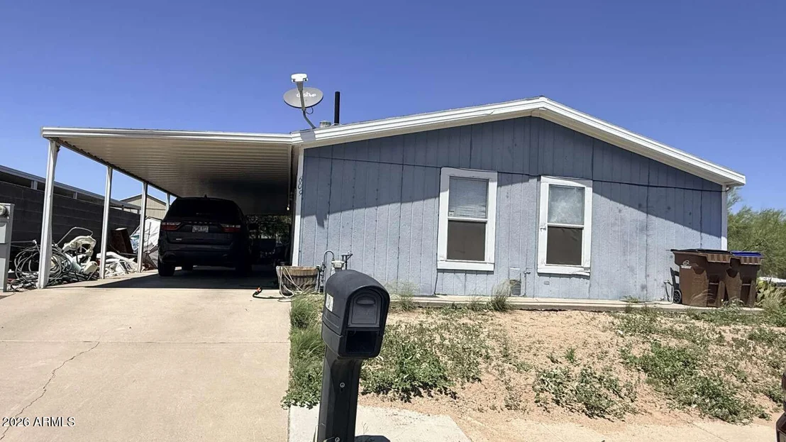 Photo of 609 W ANDREA Circle