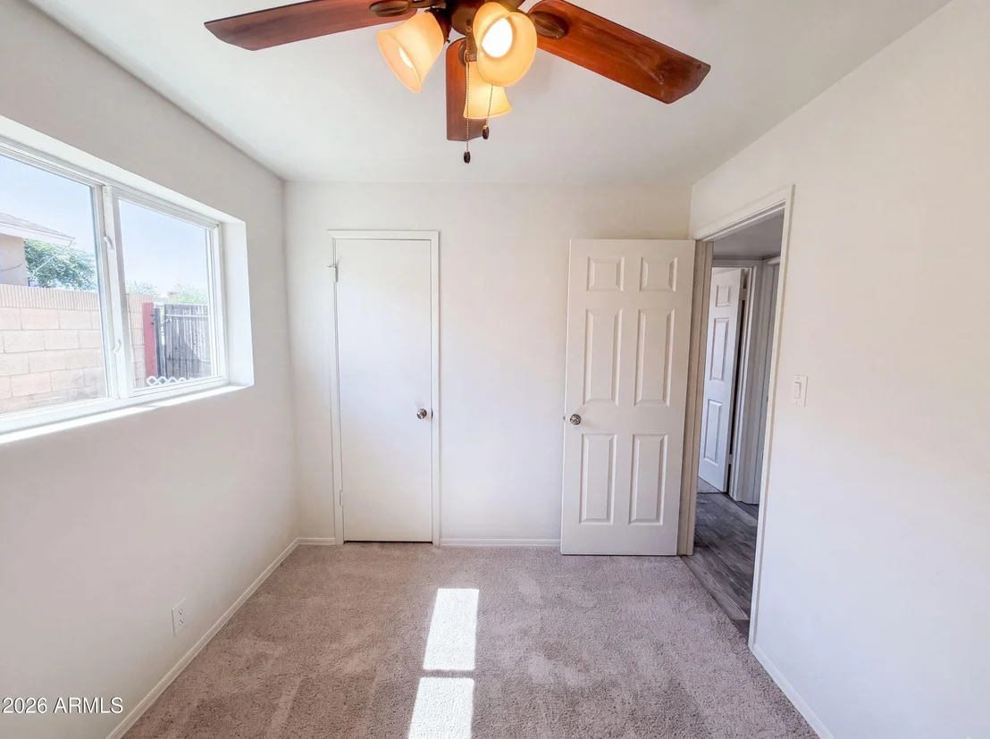 Photo of 5908 W CALAVAR Road