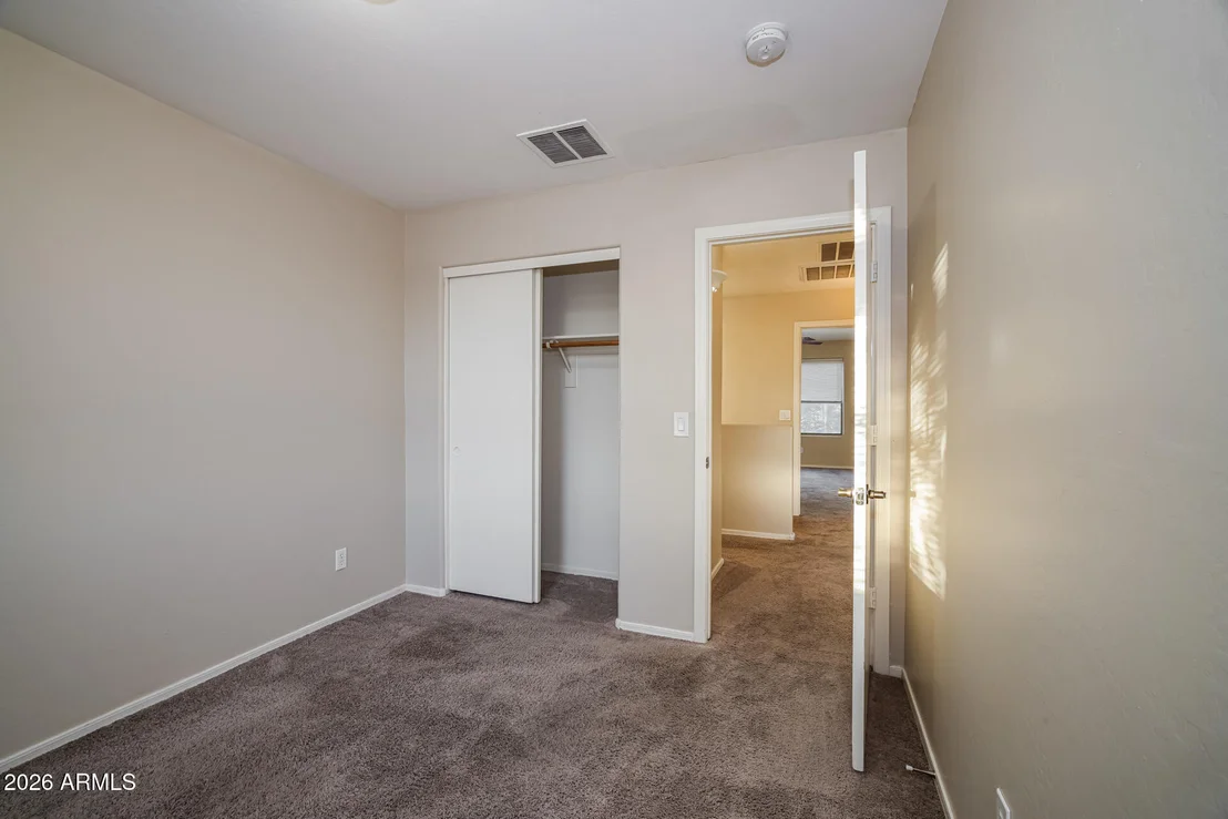 Photo of 5015 S 6TH Way