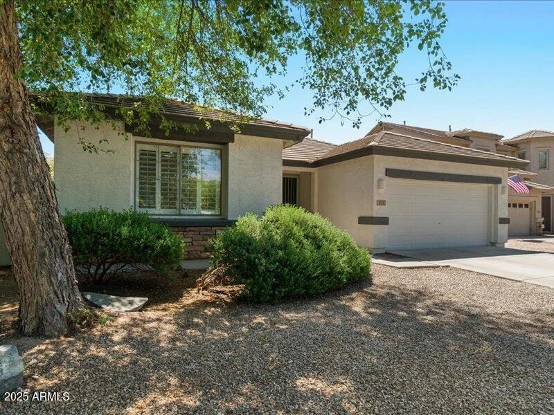 Photo of 271 W ROADRUNNER Drive