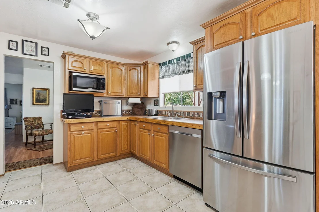 Photo of 2205 N HIGLEY Road