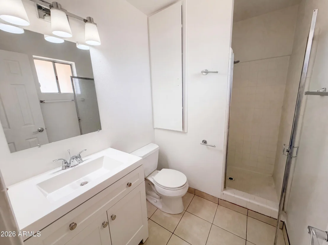Photo of 438 N ASH --