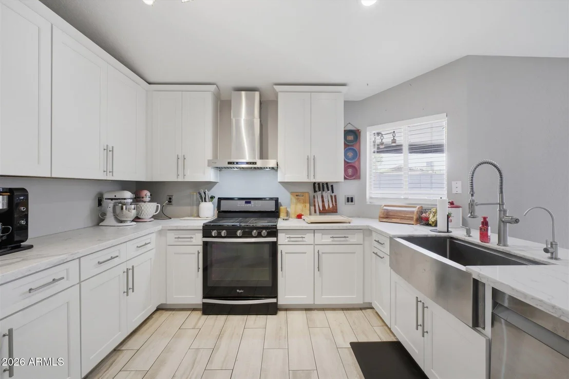 Photo of 663 E JASMINE Circle