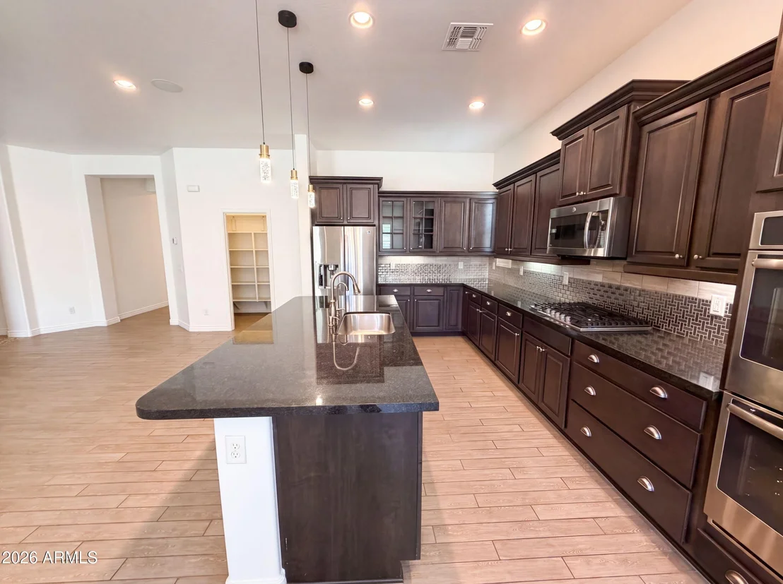 Photo of 7420 W CRABAPPLE Drive