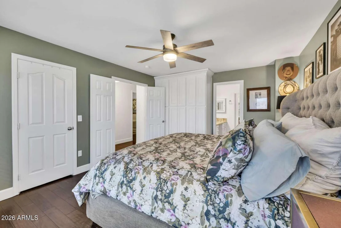 Photo of 1371 E JASPER Drive