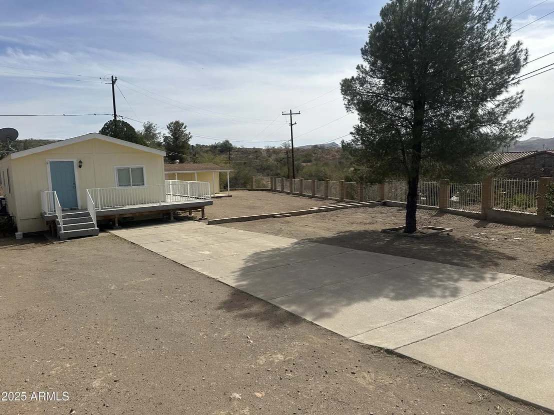 Photo of 76 W SUNSET Drive