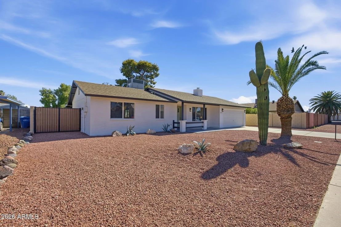 Photo of 1215 W WESCOTT Drive