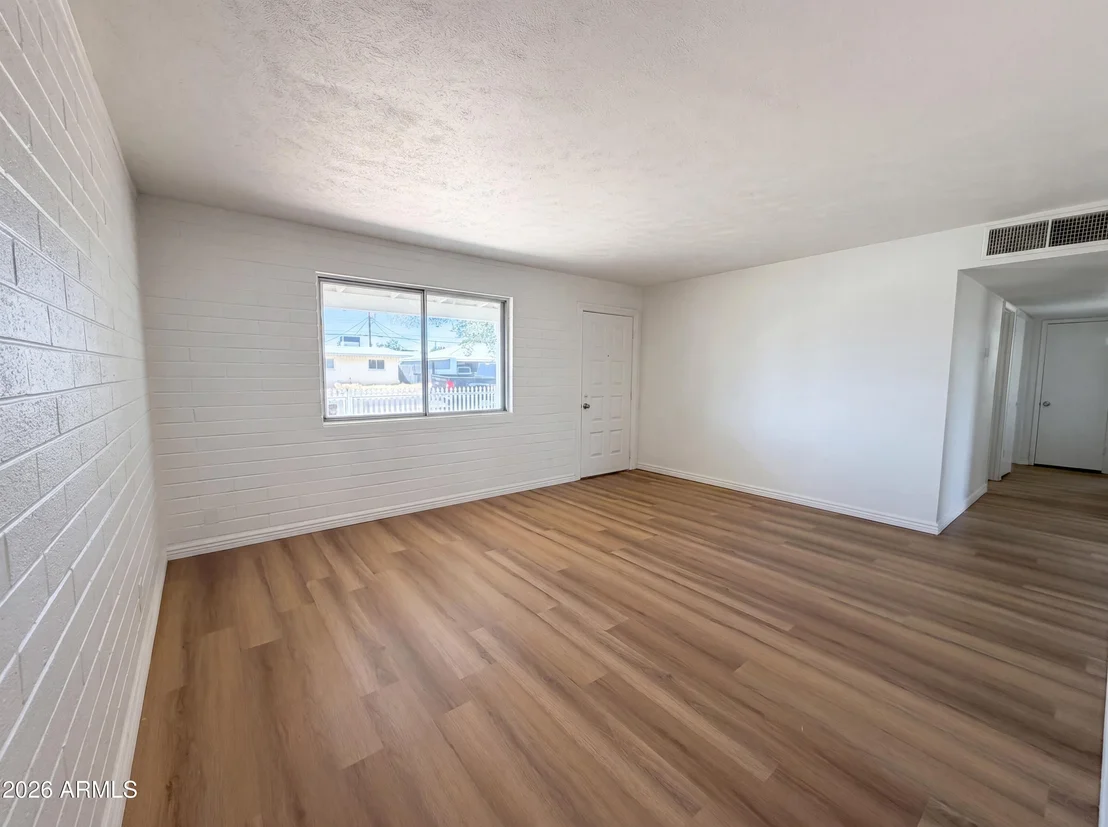 Photo of 1457 W 7TH Avenue