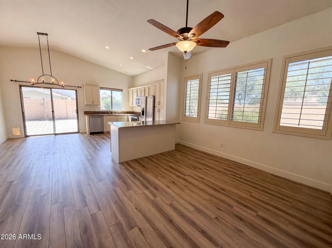 Photo of 3951 E TIMBERLINE Road