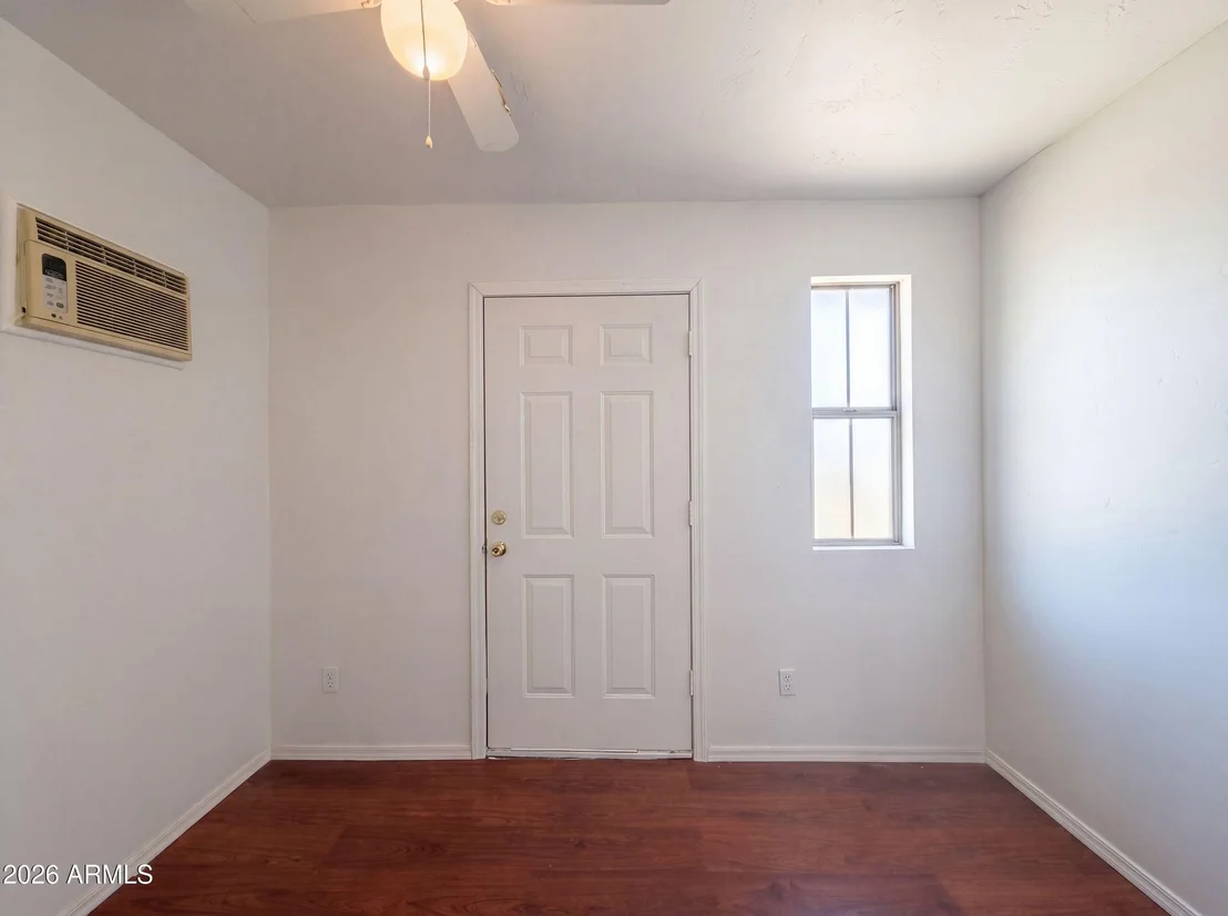 Photo of 2702 W CARTER Drive