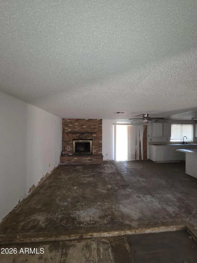 Photo of 1910 N 42ND Drive
