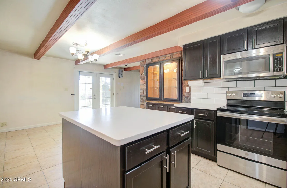 Photo of 295 E HUNTER Drive