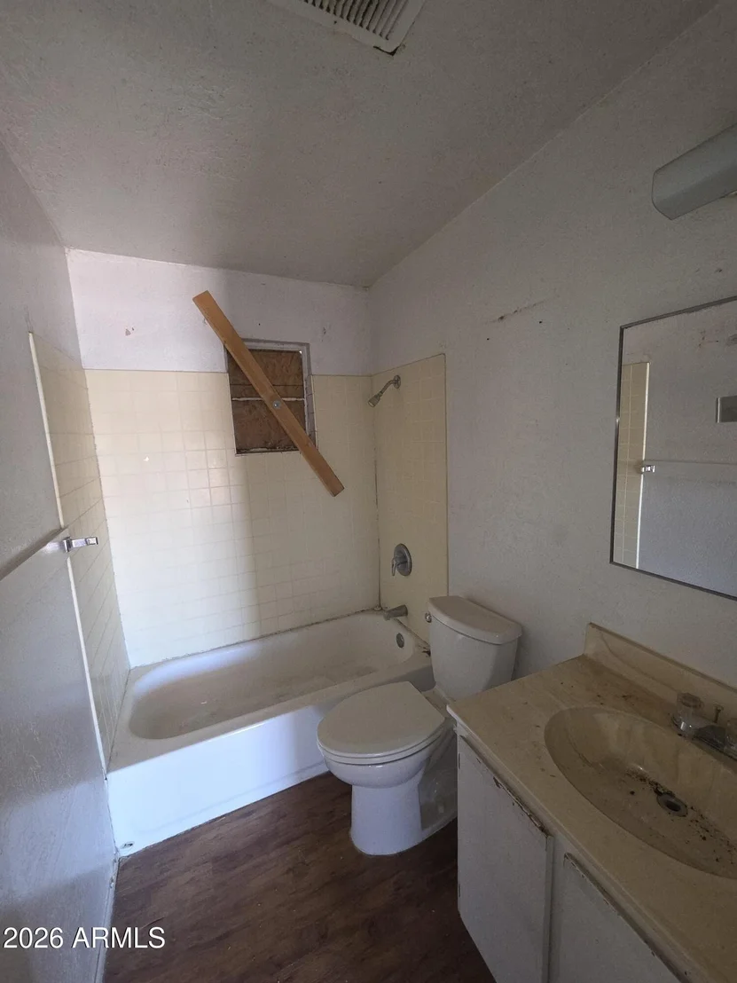 Photo of 3038 W CORONADO Road