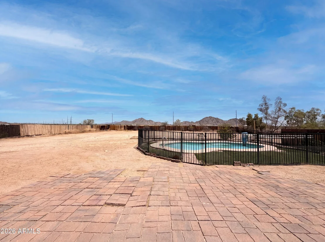 Photo of 54574 W COYOTE DEN --