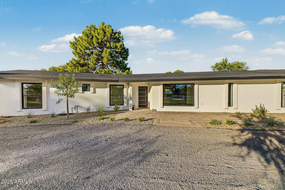 Photo of 439 S CACTUS WREN Street