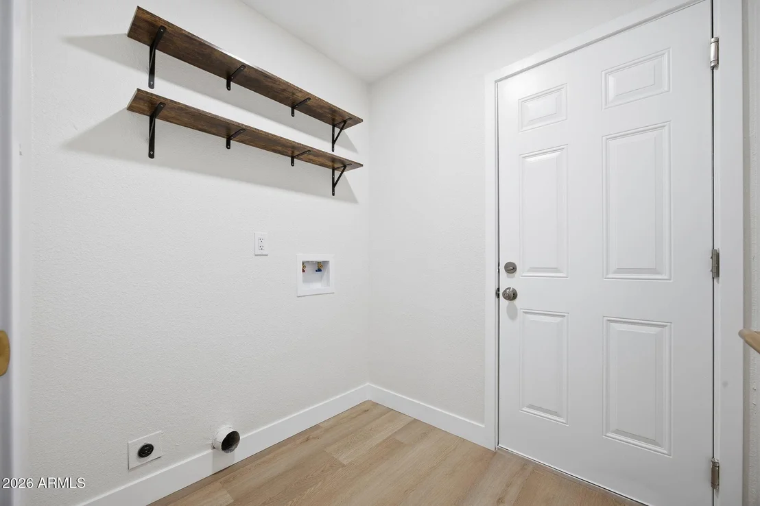 Photo of 4605 W ECHO Lane