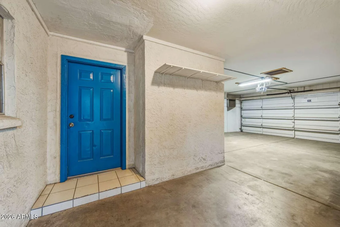 Photo of 6120 E AUGUSTA Circle