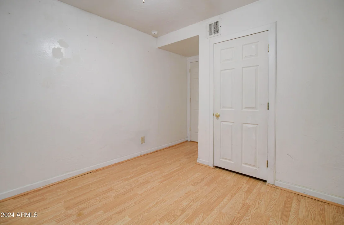 Photo of 295 E HUNTER Drive