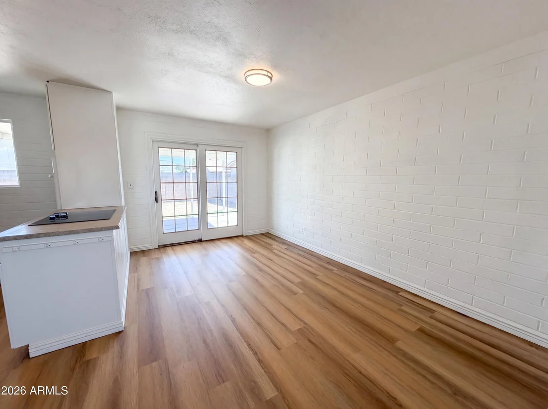 Photo of 1457 W 7TH Avenue