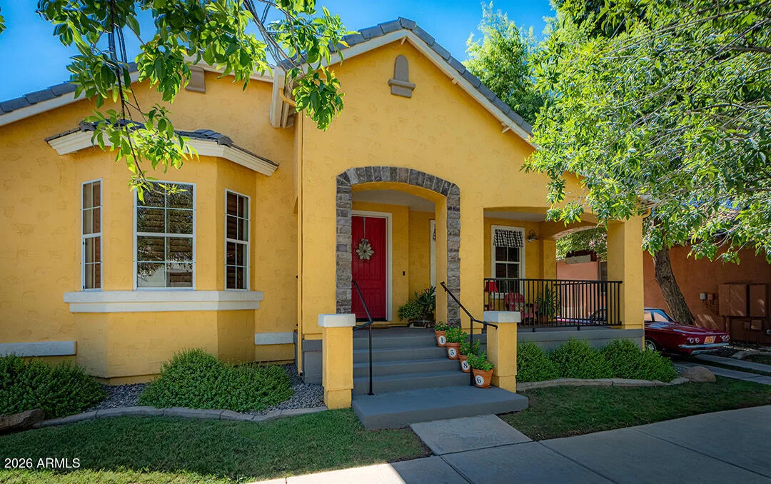 Photo of 1386 S PECAN Street