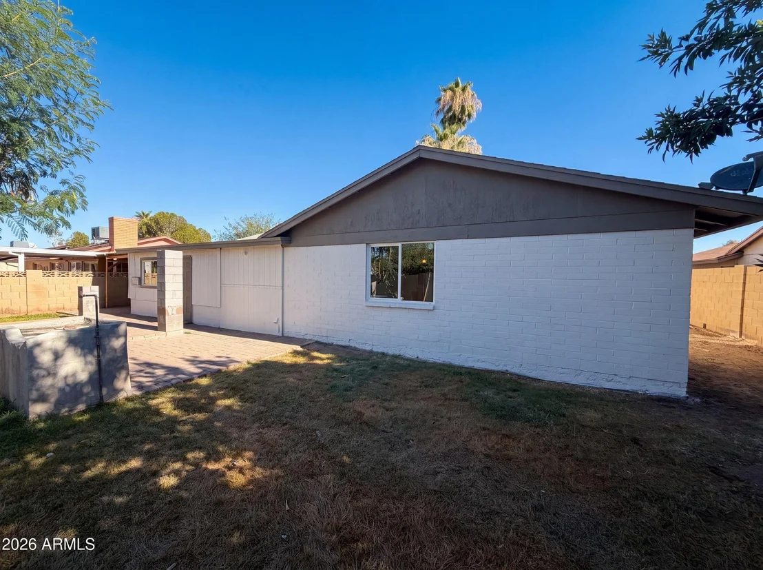 Photo of 5617 W HATCHER Road