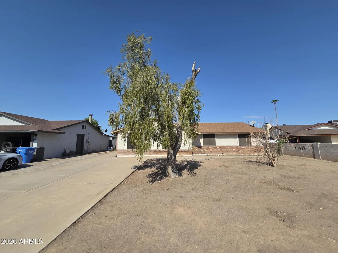 Photo of 1910 N 42ND Drive