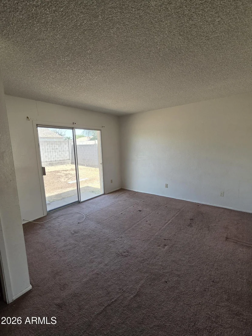 Photo of 3740 W REDFIELD Road